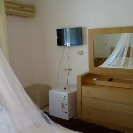 Отель Cunda Beyaz Balina *
