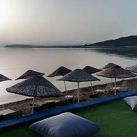 Ξενοδοχείο Cunda Beyaz Balina