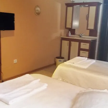 فندق Cunda Beyaz Balina *